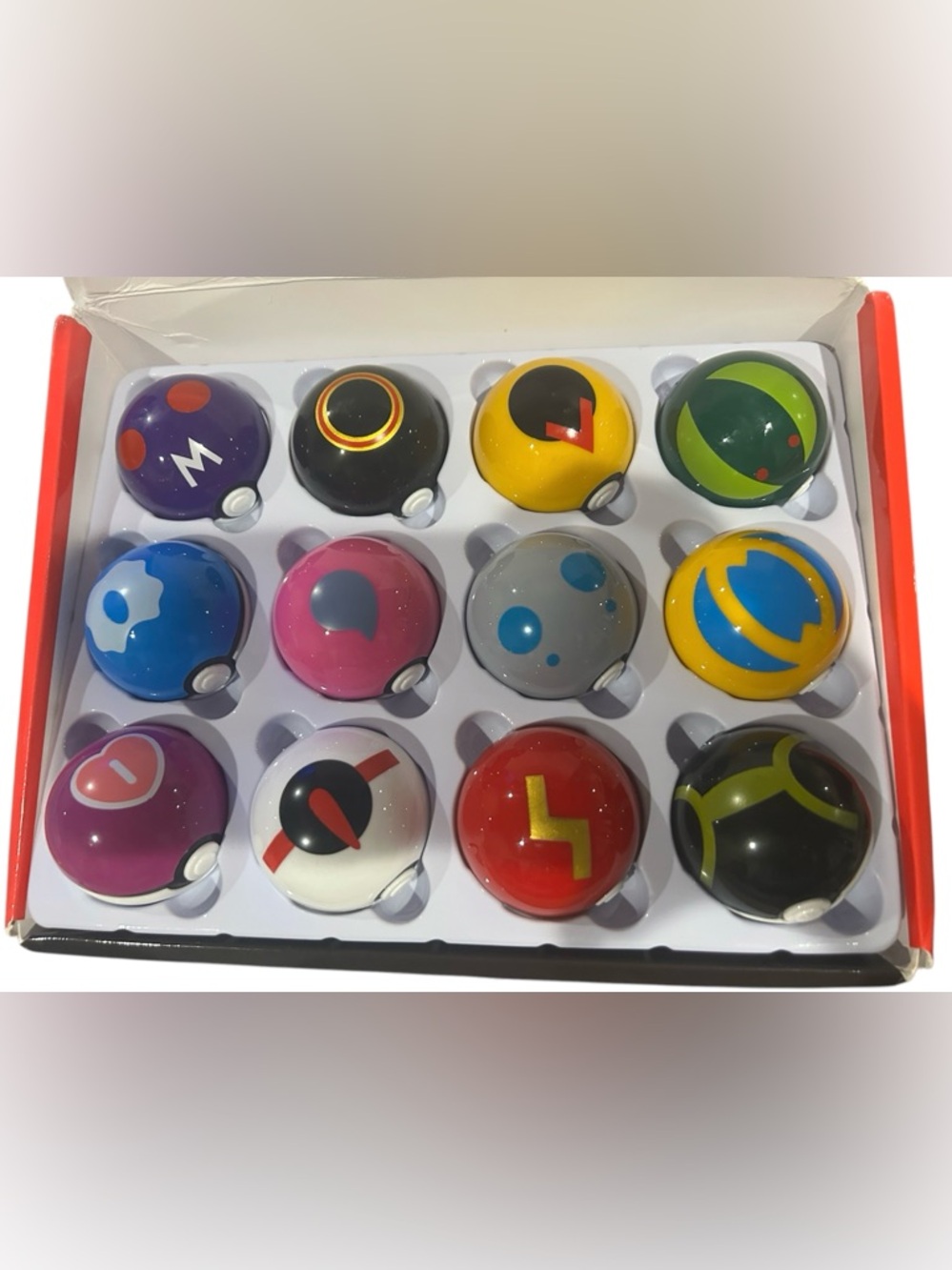 Set of 12 Poké Ball Replicas - Petelf Go- Multicolor